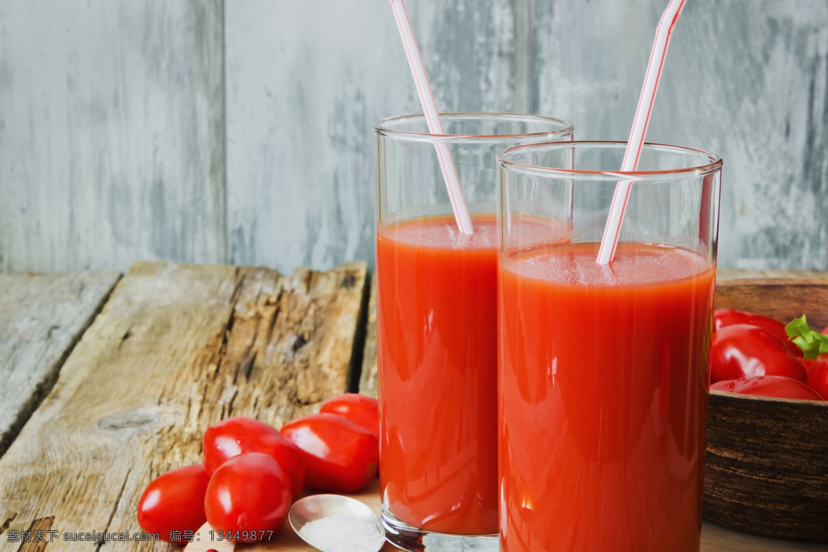 番茄 番茄汁 西红柿 新鲜番茄 新鲜蔬菜 玻璃杯子 水果蔬菜 餐饮美食 红色