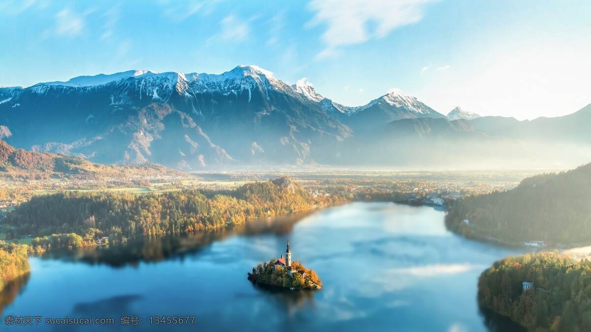 绿色山水 绿色 山丘 湖水 朦胧 背景 壁纸 自然景观 自然风景