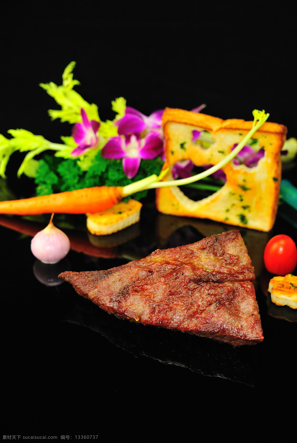 果木烟熏牛扒 牛扒 牛排 牛小扒 烟熏 西餐 美食 果木 餐饮美食 西餐美食