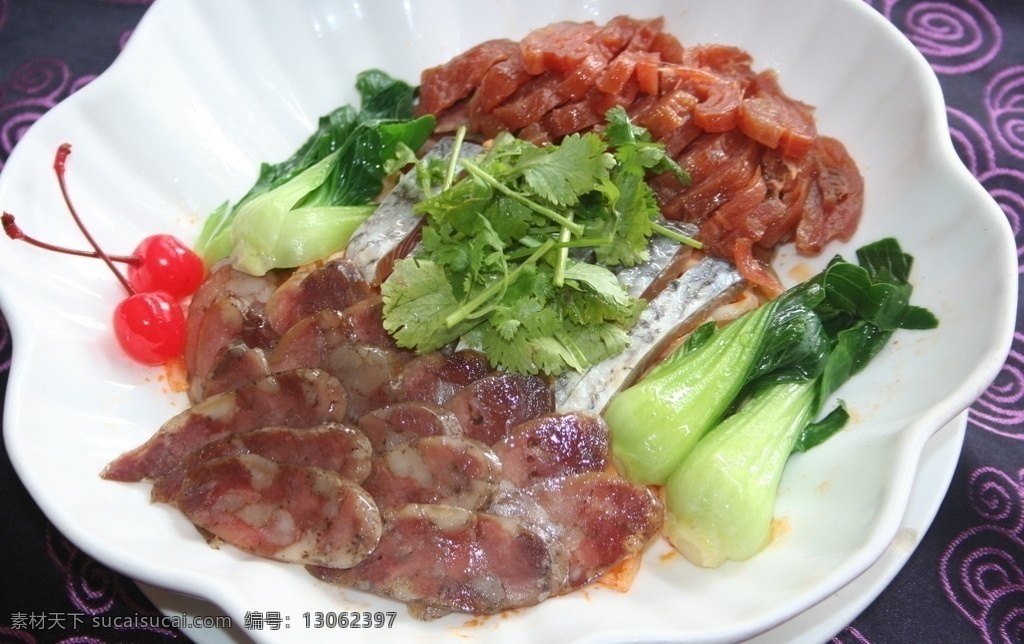 腊味合蒸 腊肠 腊肉 香肠 腊鱼 咸肉 咸鱼 菜谱美食 传统美食 餐饮美食