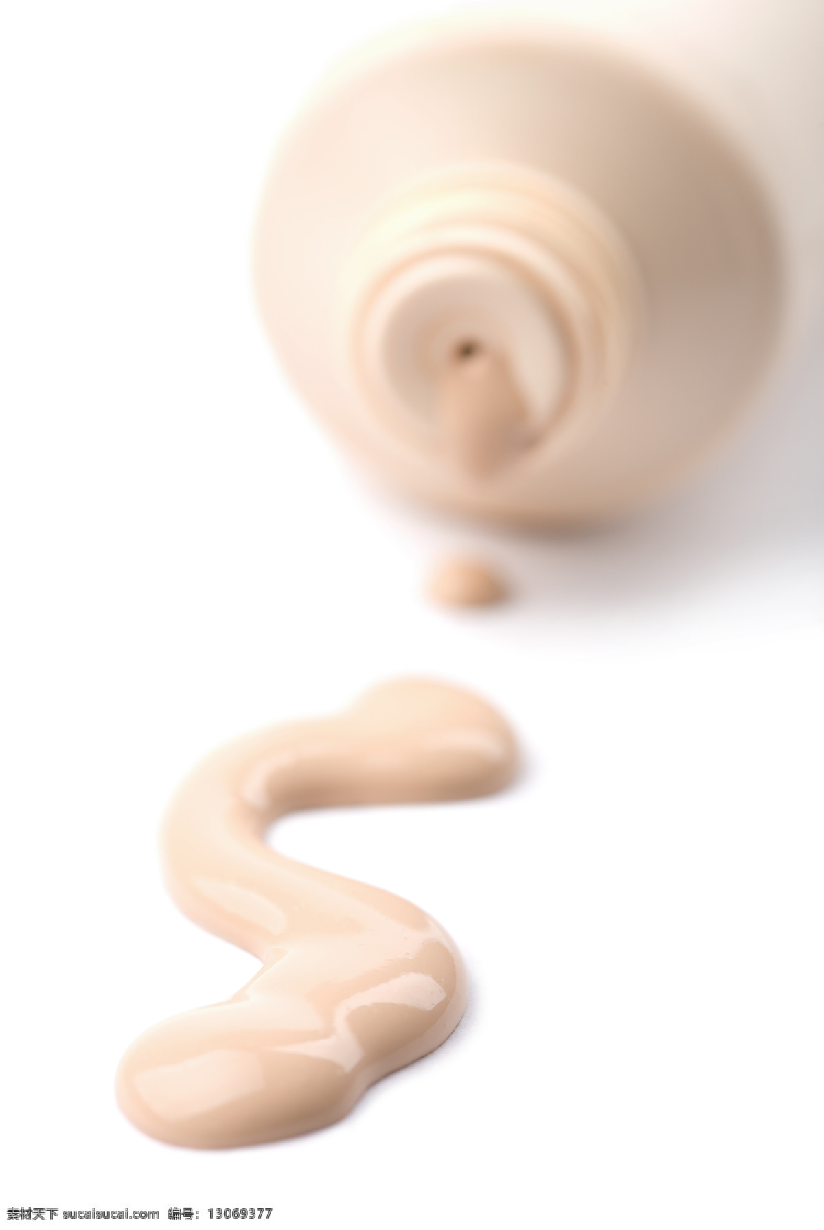 瓶 放倒 化妆品 特写 cosmetic 保养品 一瓶化妆品 倒 倒出 容器 高清图片 生活用品 生活百科
