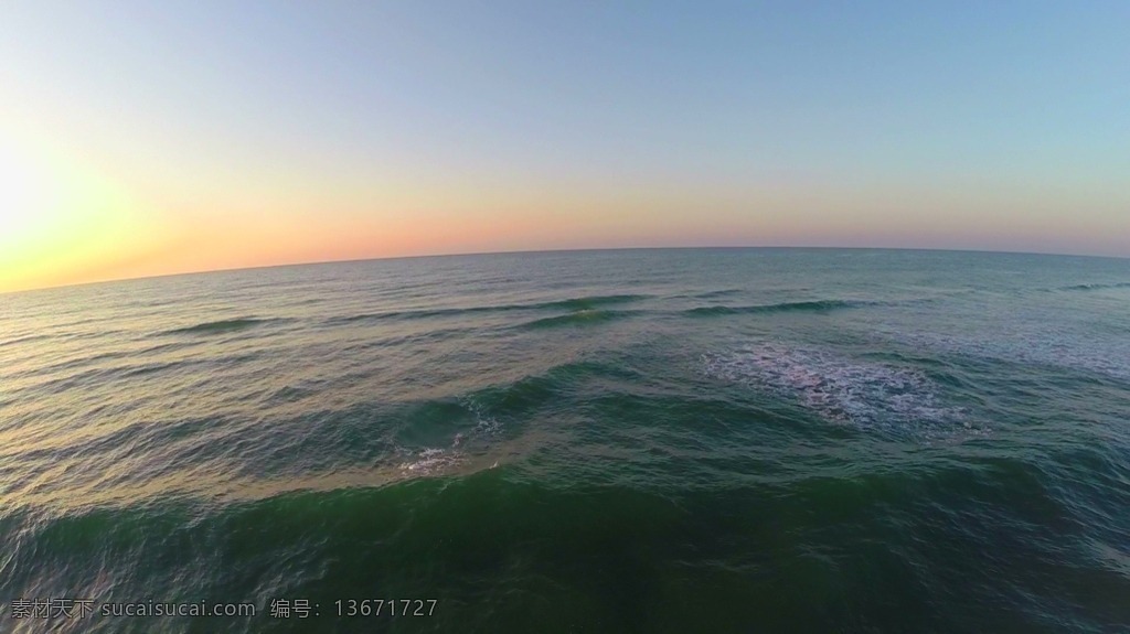 日出 黄昏 生机 活力 唯美 大海 水平面 海浪 翻滚 海景 风光 高清 视频 实拍 高清视频实拍