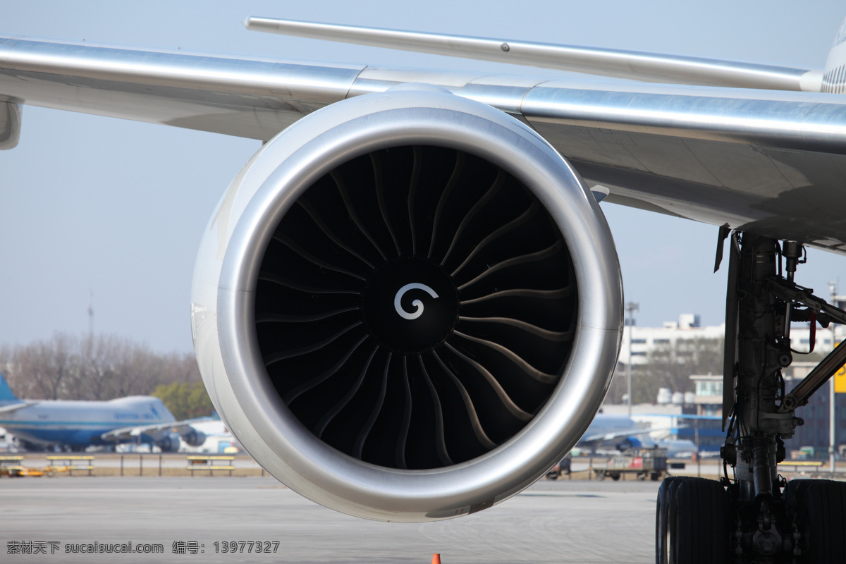 飞机发动机 机场 客机 空姐 航空车辆 货机 公务机 战斗机 旅游 交通工具 现代科技