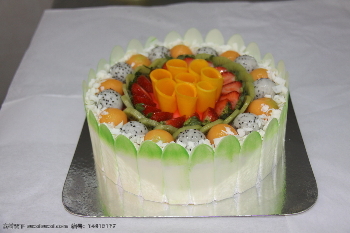 蛋糕免费下载 餐饮美食 蛋糕 生日蛋糕 水果 水果蛋糕 甜点 西餐美食 psd源文件 餐饮素材