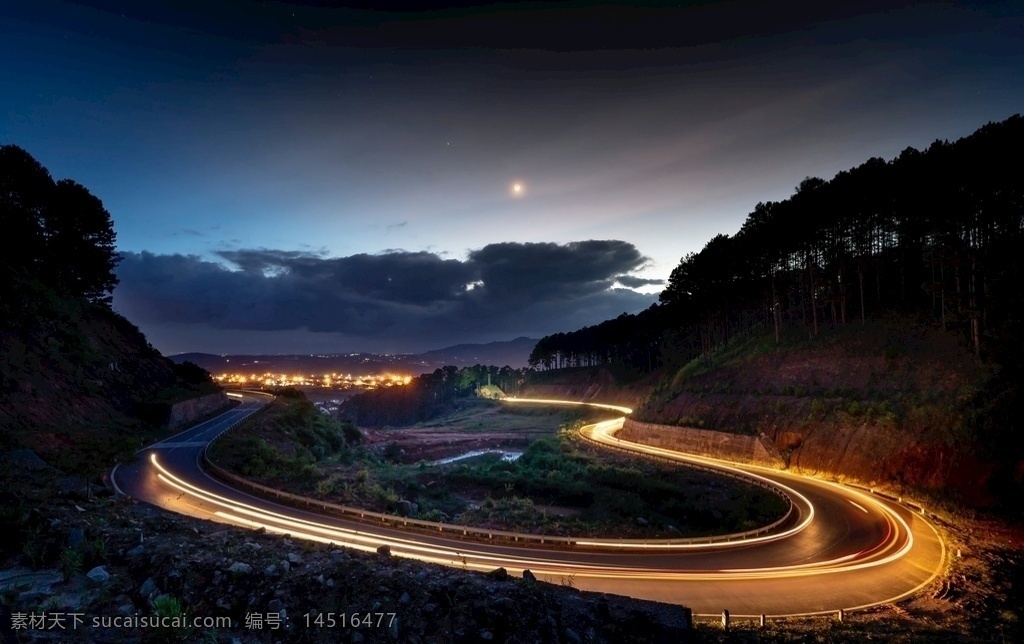 夜晚 高速公路 光线 旷野 傍晚 空旷 旅游摄影 人文景观