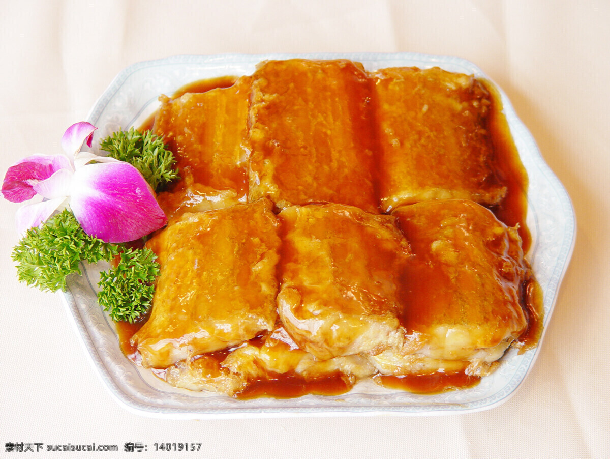 家常带鱼 菜 带鱼 兰花 西兰花 餐饮美食 传统美食 摄影图库