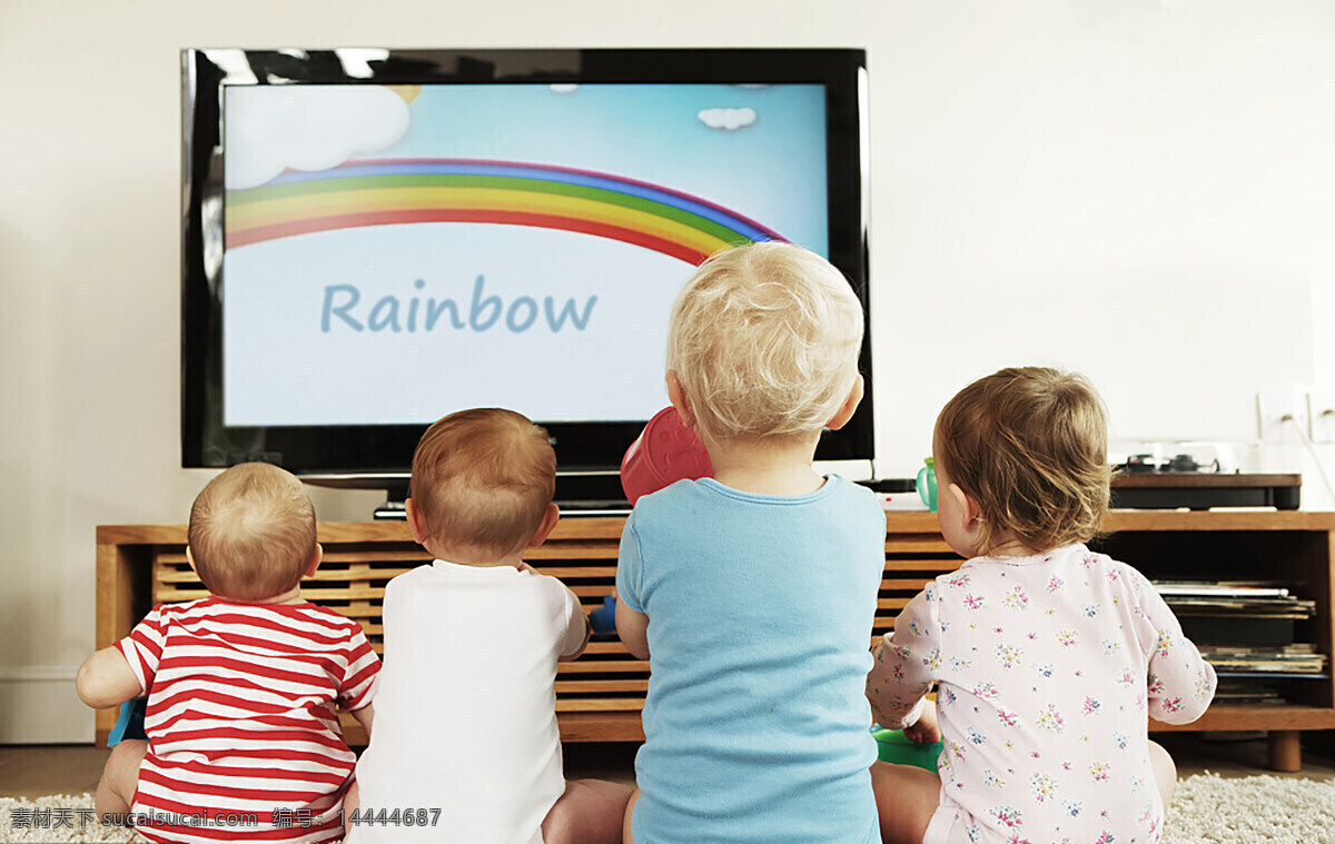 儿童 小孩子看电视 室内 外国小孩子 人物图库 人物摄影