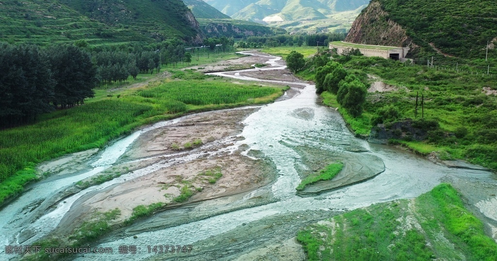小河流 河流 小河 山下小河 大山深处 山水 树木 自然景观 摄影素材 山水风景