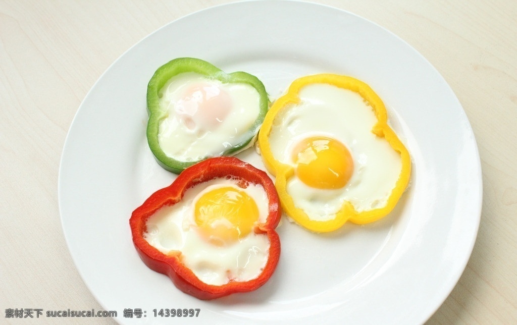 彩 椒 圈 太阳花 煎蛋 彩椒 鸡蛋 美食 有机蔬菜 太阳 食谱 传统美食 餐饮美食